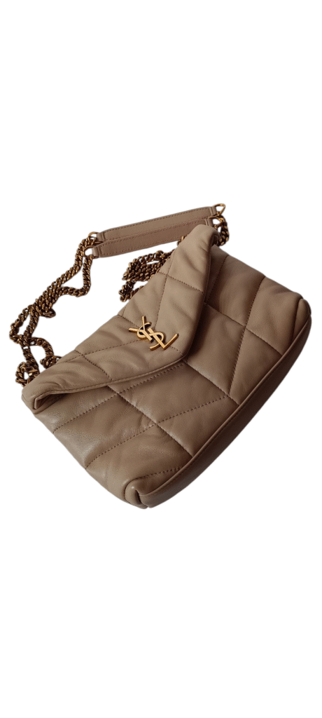 renowacja torebek luksusowych 
naprawa torebek
odnowa torebek
malowanie torebek
czyszczenie torebek
renowacja torebek vintage